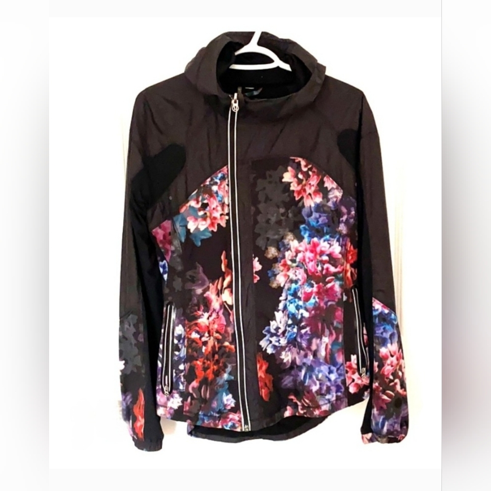 Lululemon floral lightweight jacket